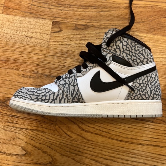 Nike Jordan 1 high OG white cement gs - Picture 7 of 9